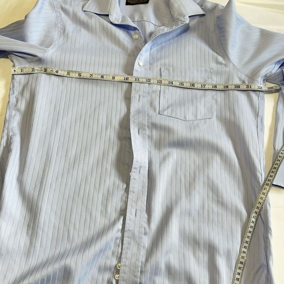 DONALD J TRUMP SIGNATURE MEN'S 15 1/2 34/35 BLUE NO IRON BUTTON DOWN SHIRT - Picture 6 of 10